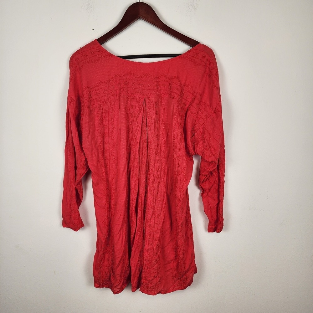Free People Sea Breeze 100% Viscose Red Side Button Tunic Top Women's Size XS - Picture 3 of 11
